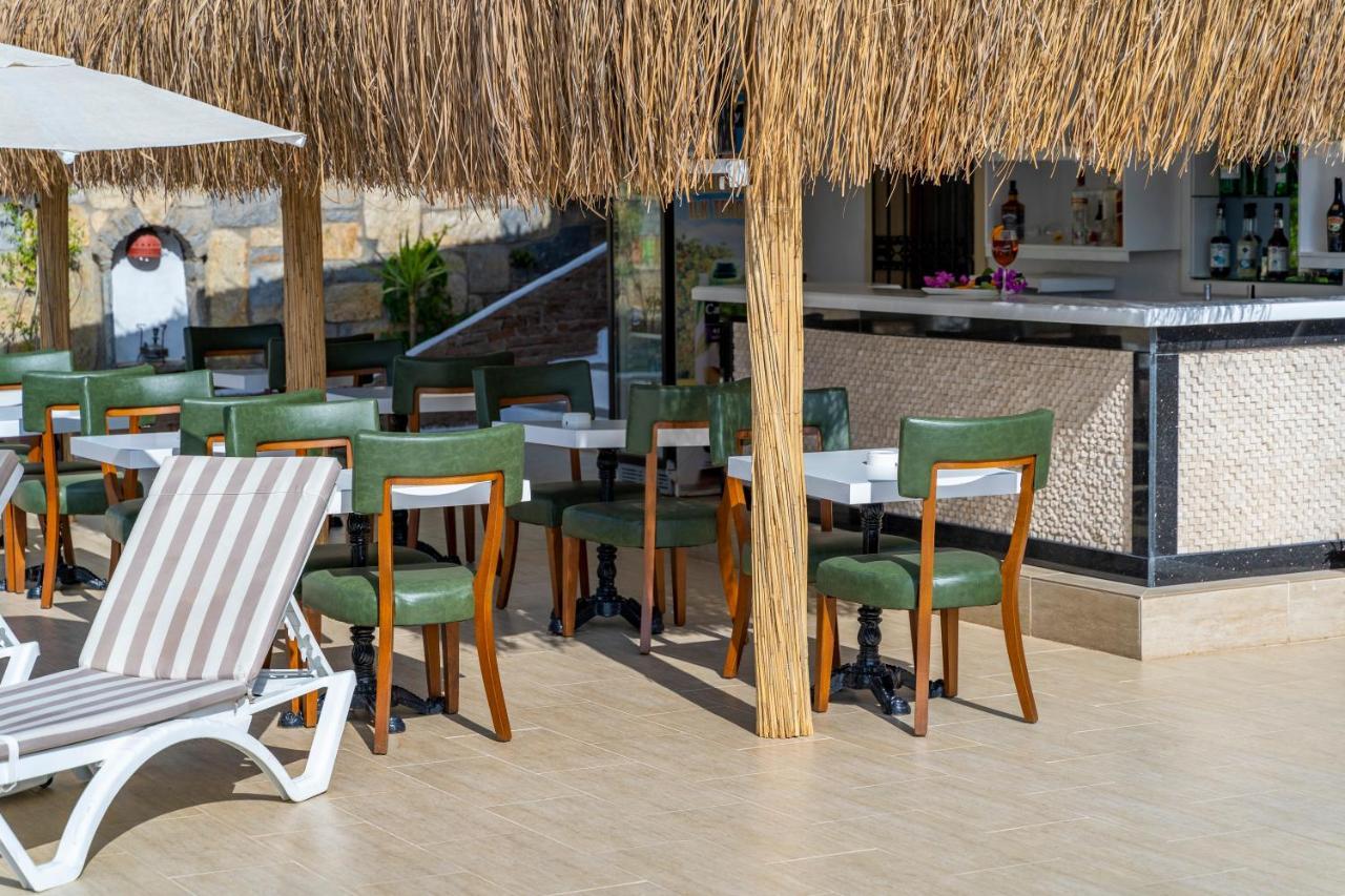 Queen Boutique Hotel Bitez Esterno foto