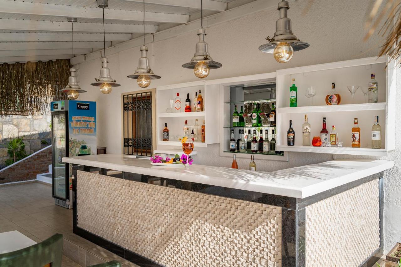 Queen Boutique Hotel Bitez Esterno foto