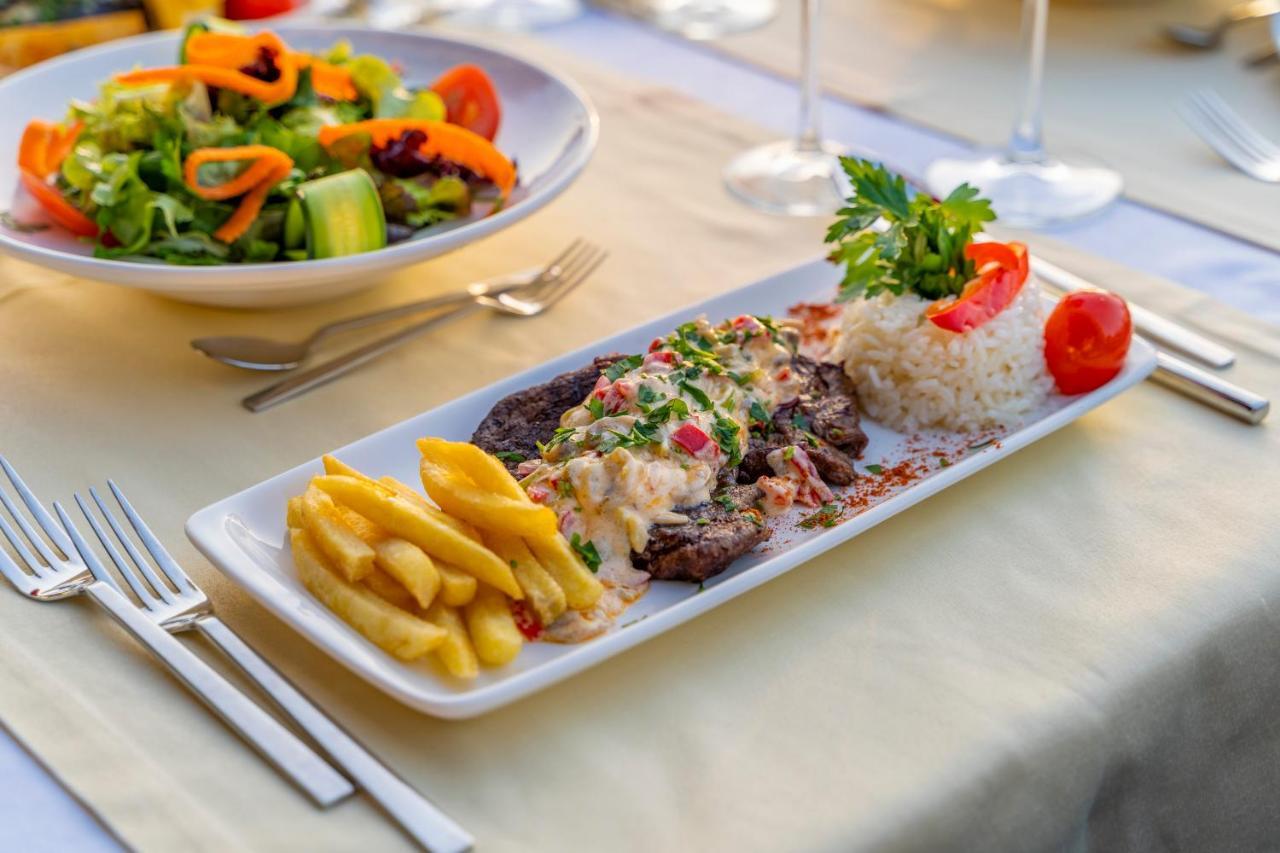 Queen Boutique Hotel Bitez Esterno foto