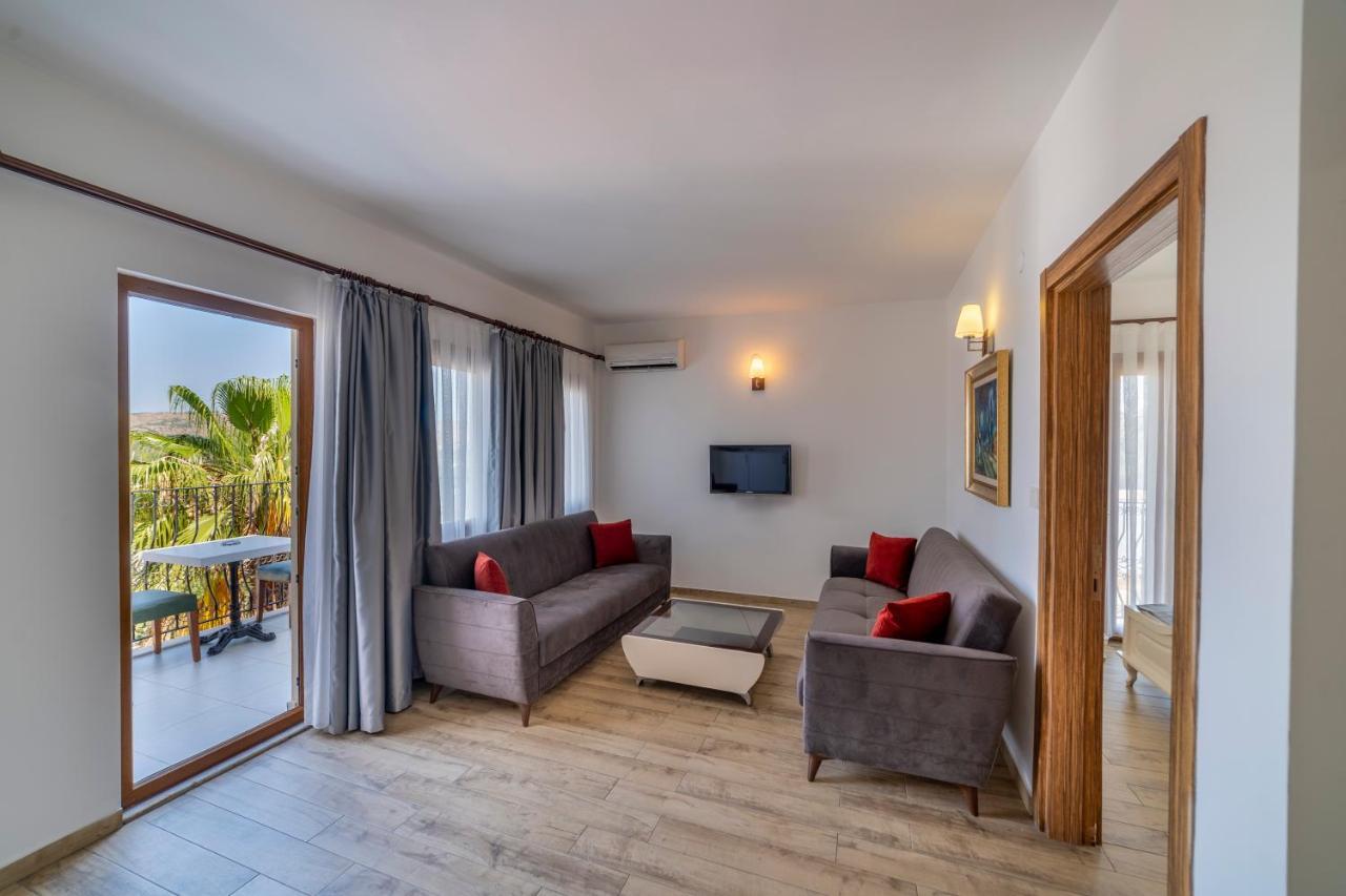 Queen Boutique Hotel Bitez Esterno foto