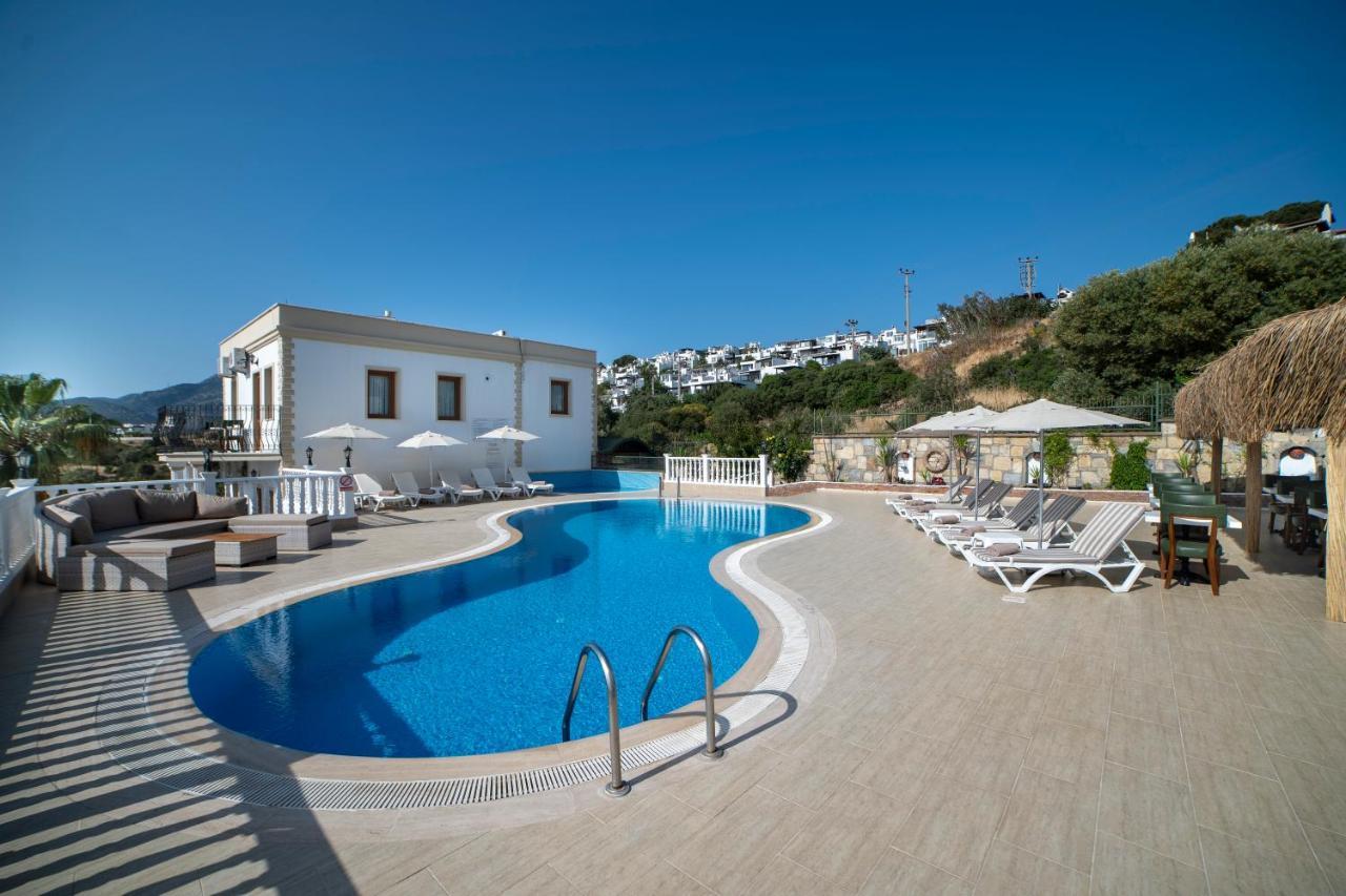 Queen Boutique Hotel Bitez Esterno foto